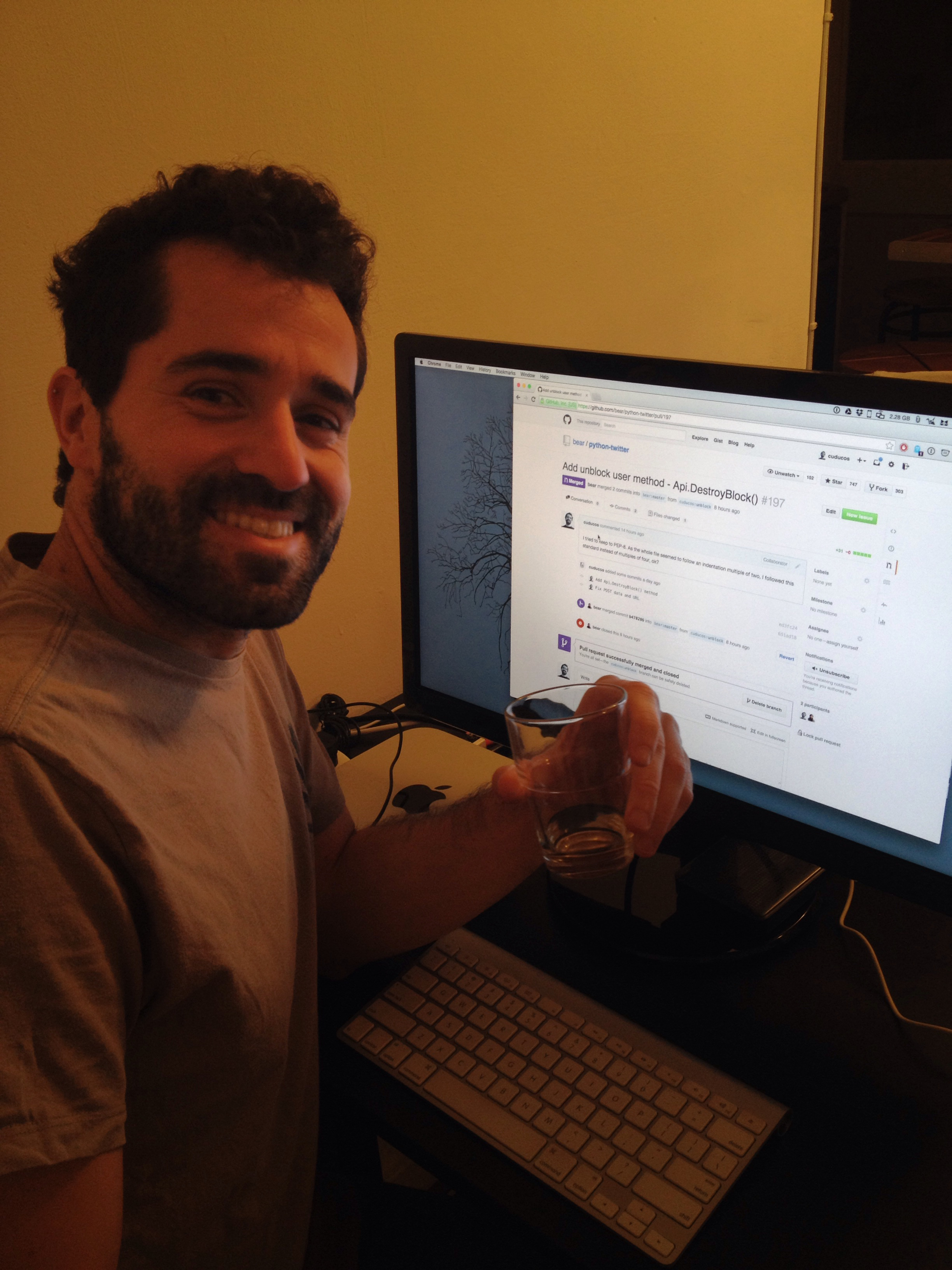 Comemorando meu primeiro Pull Request aceito em um pacote de código aberto (2014)
